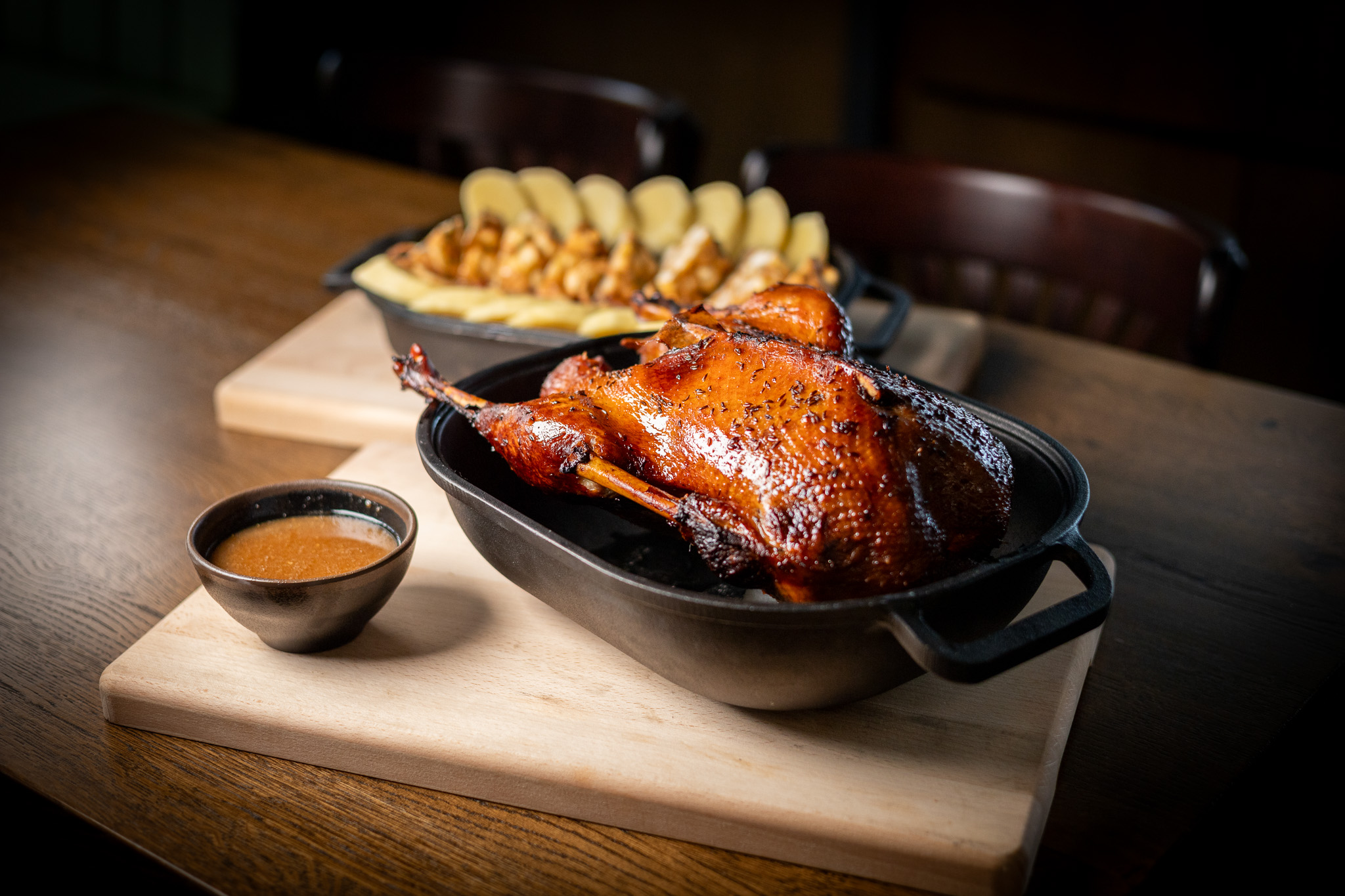 Celá pečená husa v pekáči