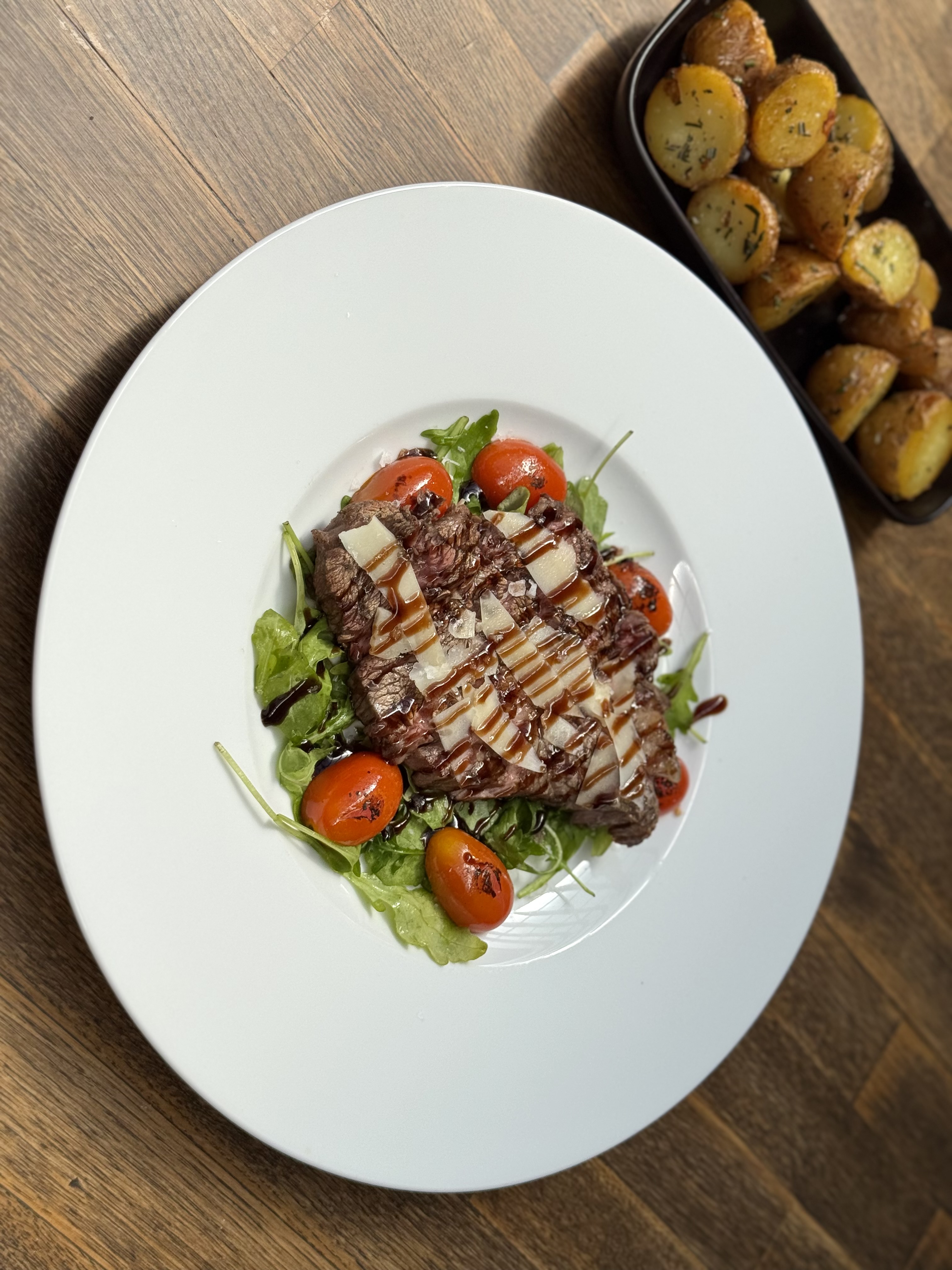 Filírovaný hovězí rib-eye steak