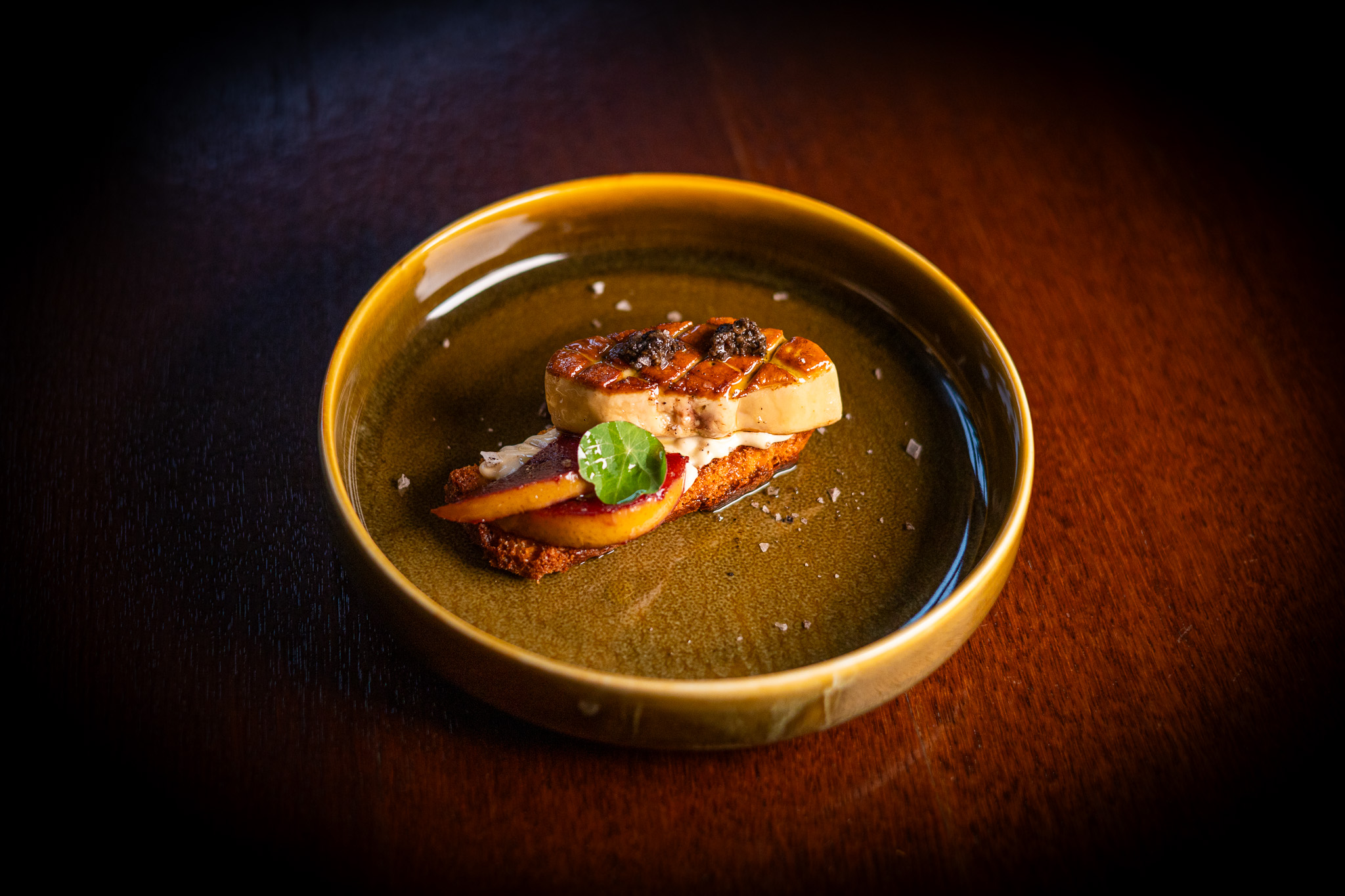 Foie gras s hruškou a lanýžem