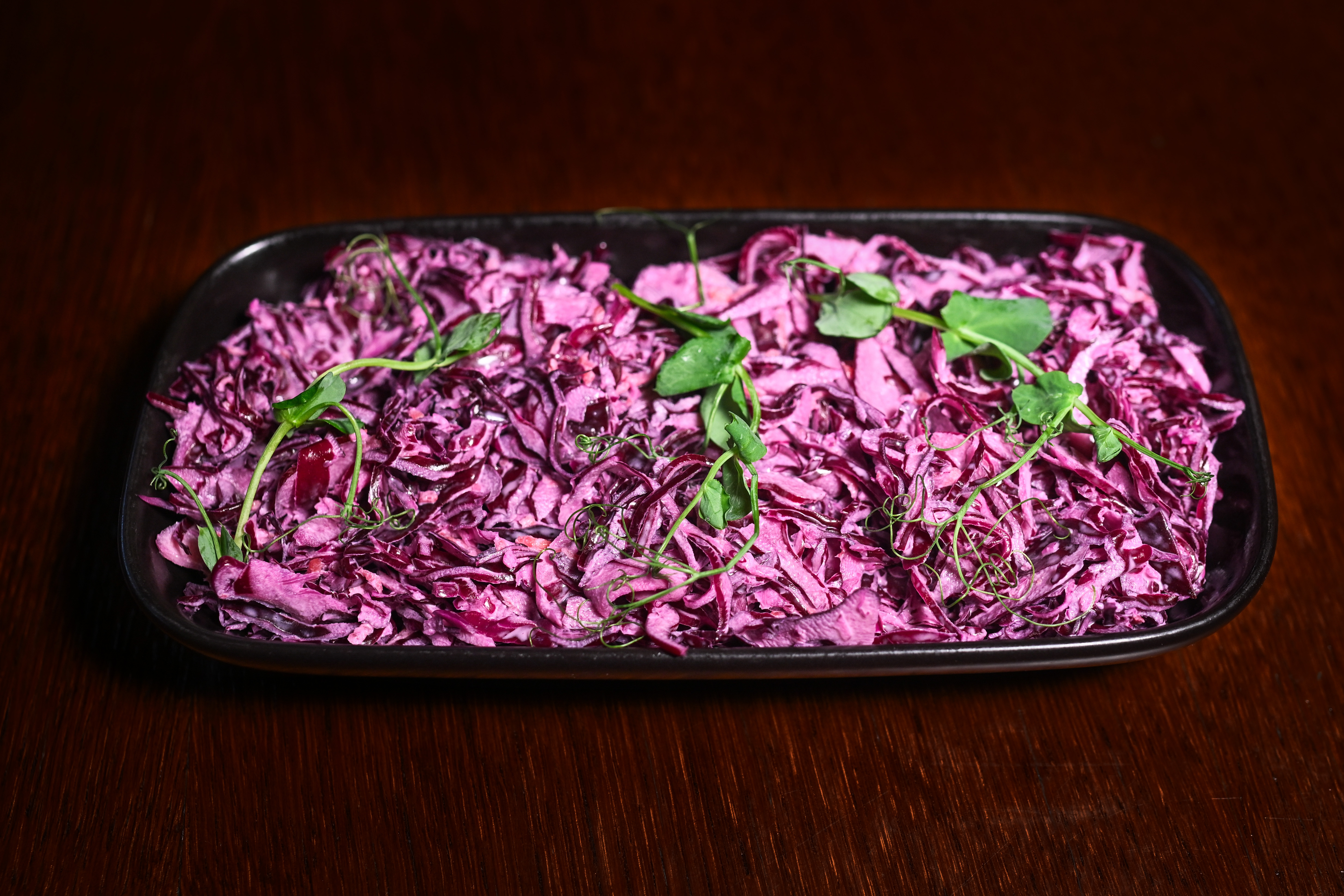 Salát coleslaw z červeného zelí