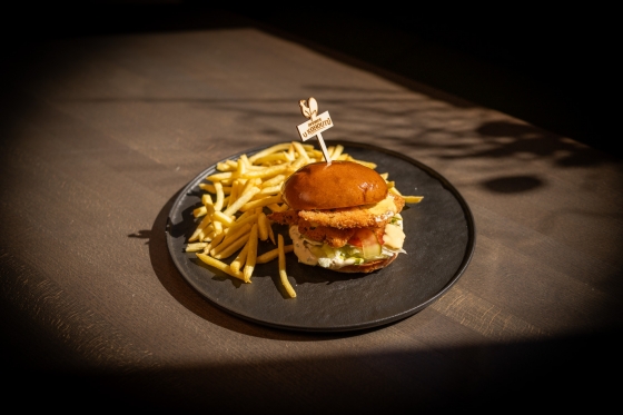 Crispy Chicken Strips Burger