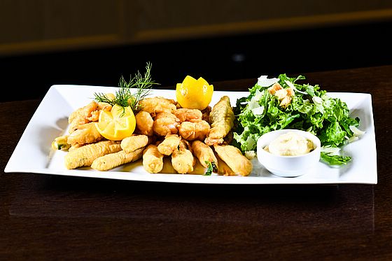 GAMBERI, POLPO, BRANZINO IN TEMPURA