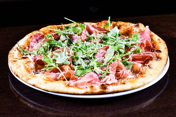 PROSCIUTTO CRUDO, RUCOLA E PARMIGIANO