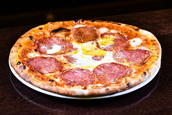 SALAME E UOVA